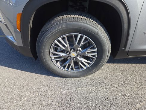 New 2026 Chevrolet Traverse LT w/ Driver Confidence Package image 11