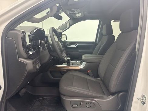 New 2026 Chevrolet Silverado 1500 RST w/ Dark Appearance Package AWD/4WD image 26