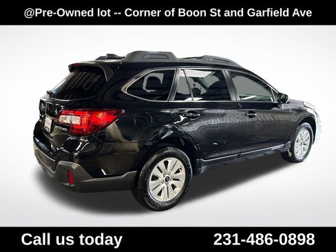 Used 2019 Subaru Outback 2.5i Premium AWD/4WD image 5