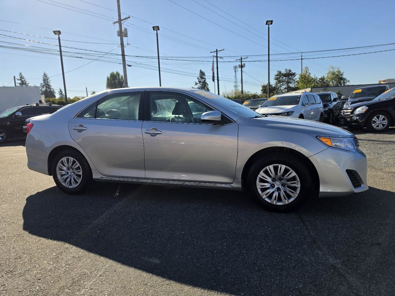 Used 2012 Toyota Camry LE FWD image 4