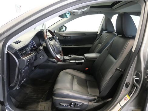 Used 2017 Lexus ES 350 w/ Premium Package FWD image 15