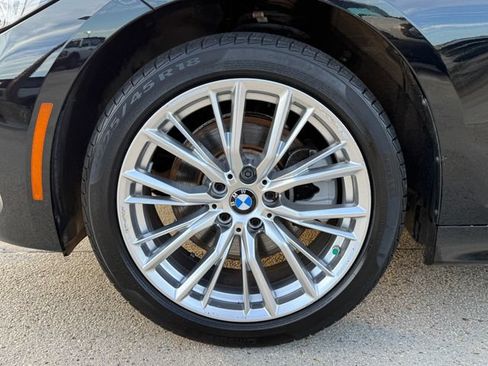 Used 2023 BMW 330i xDrive Sedan w/ Premium Package AWD/4WD image 10