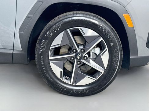 Used 2026 Hyundai Tucson SEL Plus FWD image 32