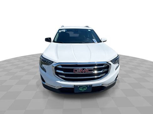 Certified 2020 GMC Terrain SLT w/ Preferred Package AWD/4WD image 3