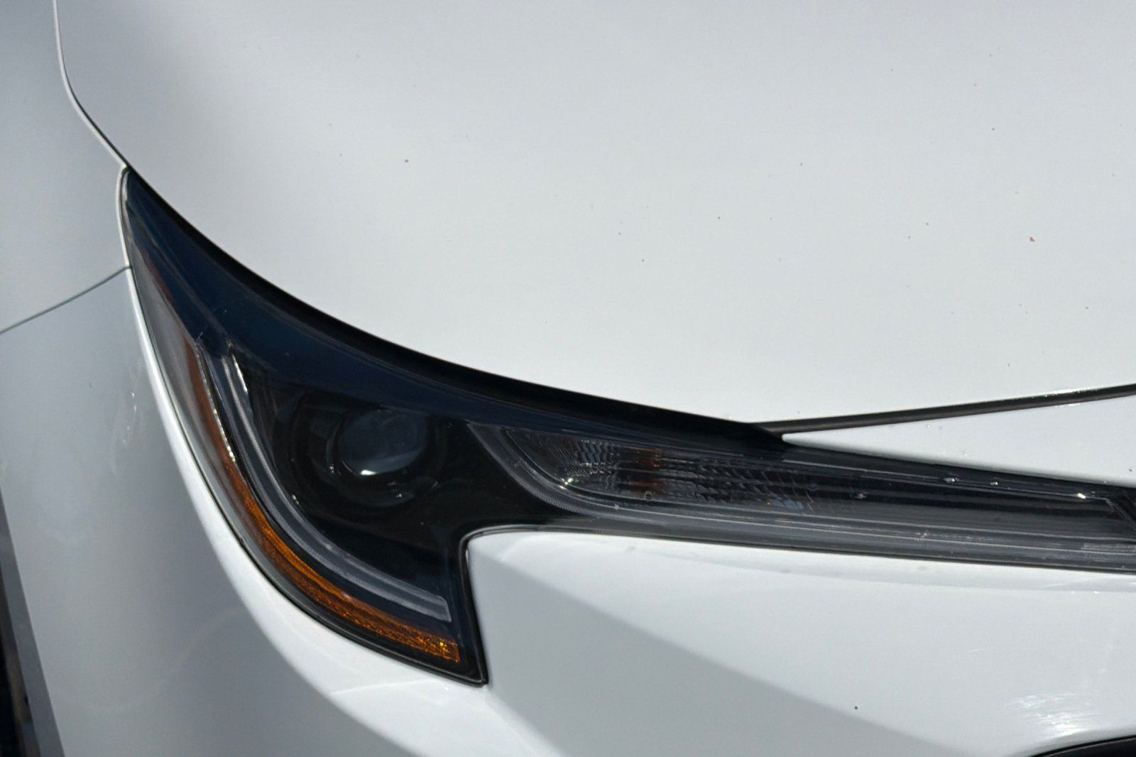 Used 2025 Toyota Corolla LE FWD image 37