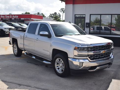 Used 2018 Chevrolet Silverado 1500 LTZ w/ LTZ Plus Package RWD image 2