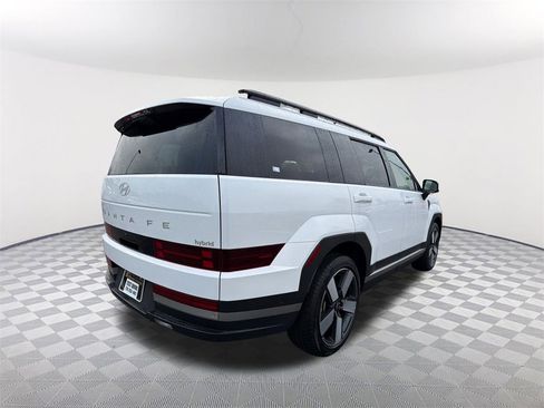 Used 2025 Hyundai Santa Fe Limited image 5