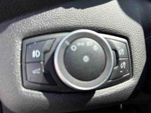 Used 2019 Ford Escape SE AWD/4WD image 23