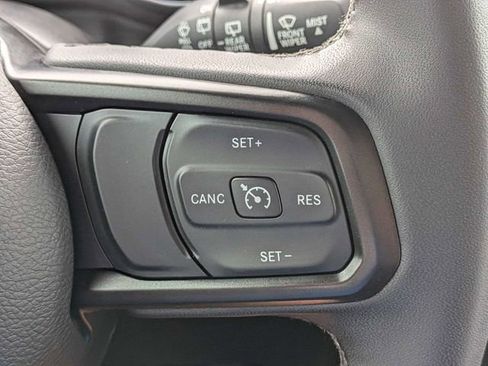 Used 2023 Jeep Wrangler Unlimited w/ Sun & Screen Package AWD/4WD image 28
