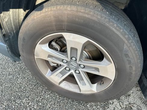 Used 2025 Honda Pilot EX-L image 14