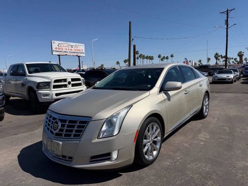 Used 2014 Cadillac XTS Luxury AWD/4WD image 3