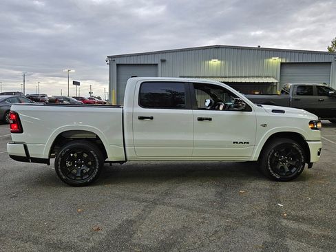 New 2026 RAM 1500 4x4 Crew Cab image 11