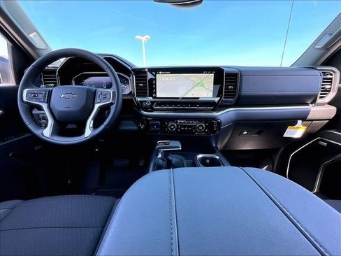 New 2026 Chevrolet Silverado 1500 RST w/ Dark Appearance Package image 11