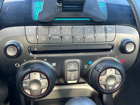 Used 2010 Chevrolet Camaro LT image 12