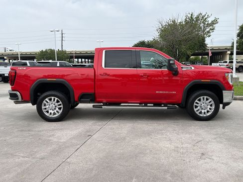Certified 2022 GMC Sierra 2500 SLE w/ SLE Convenience Package AWD/4WD image 7
