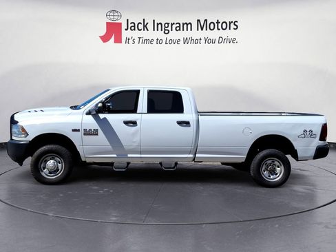 Used 2017 RAM 2500 Tradesman AWD/4WD image 2