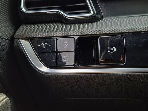 Used 2023 Kia Sportage LX AWD/4WD image 24