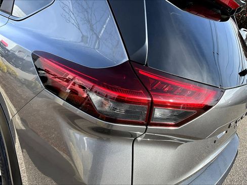 Certified 2024 Nissan Rogue SV image 31