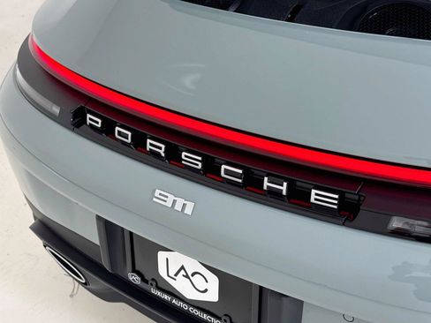 Used 2025 Porsche 911 Carrera RWD image 35