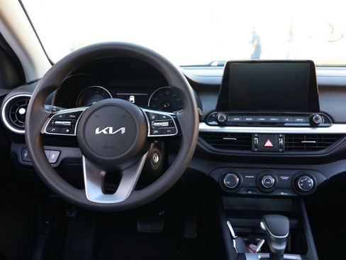 Used 2023 Kia Forte LXS image 21