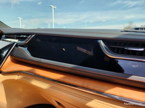 Used 2025 Jeep Grand Cherokee L Summit image 38