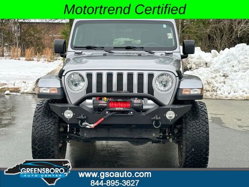 Used 2019 Jeep Wrangler Unlimited Sahara AWD/4WD image 11