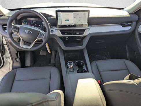 New 2026 Ford Explorer Active w/ Active Comfort Package RWD image 14