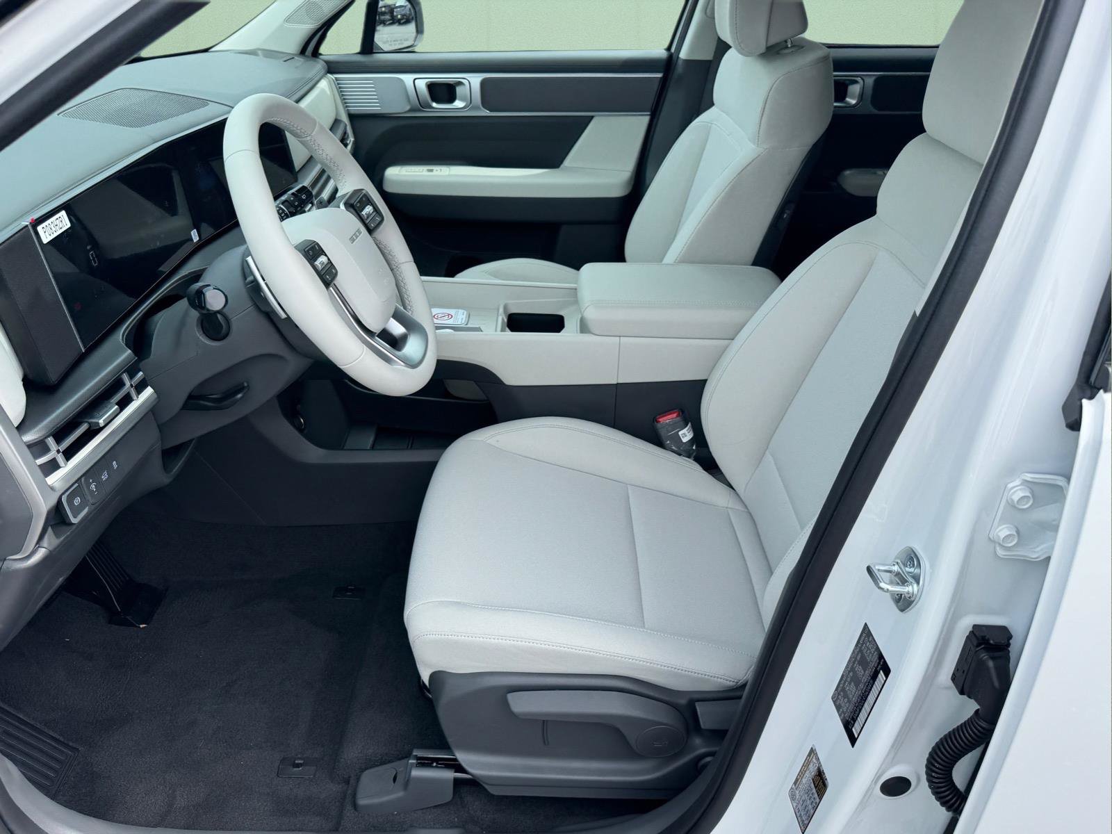 Certified 2026 Hyundai Santa Fe SE AWD/4WD image 5