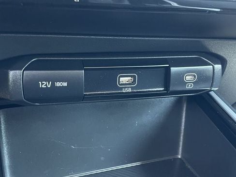 Used 2025 Kia Niro LX FWD image 20