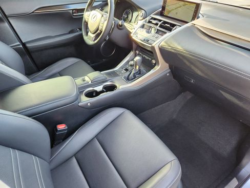 Used 2018 Lexus NX 300h AWD image 17