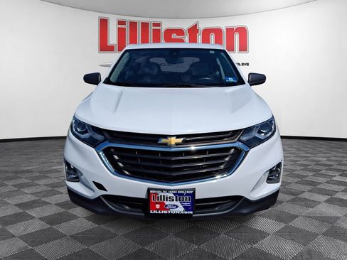Used 2020 Chevrolet Equinox LS FWD image 2