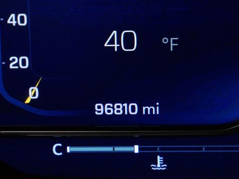 Used 2022 Chevrolet Tahoe RST w/ Luxury Package image 27