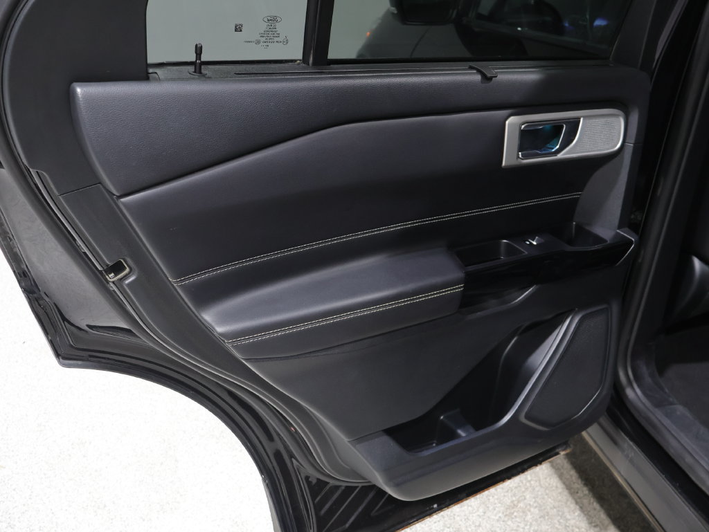Used 2022 Ford Explorer ST w/ ST Street Pack AWD/4WD image 17