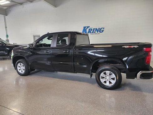 Used 2022 Chevrolet Silverado 1500 LT image 2