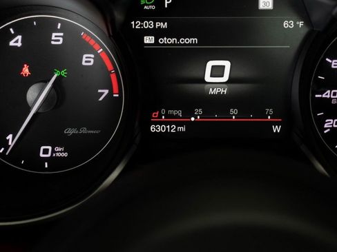 Used 2021 Alfa Romeo Stelvio Ti w/ Nero Edizione image 28