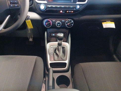 New 2026 Hyundai Venue SE image 11