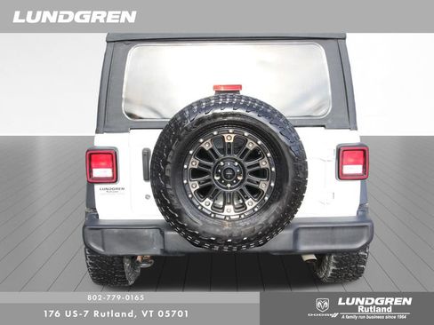 Used 2018 Jeep Wrangler Unlimited Sport S image 33