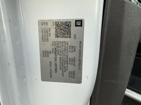 Used 2020 Chevrolet Express 2500 w/ Driver Convenience Package image 25