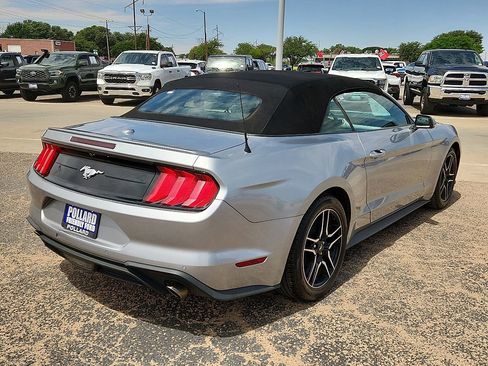Used 2023 Ford Mustang Premium RWD image 3