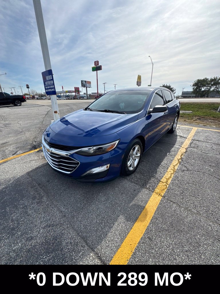 Used 2023 Chevrolet Malibu LS FWD image 1