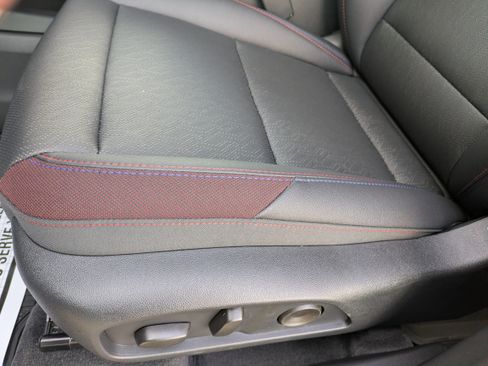 New 2026 Chevrolet Equinox RS image 9