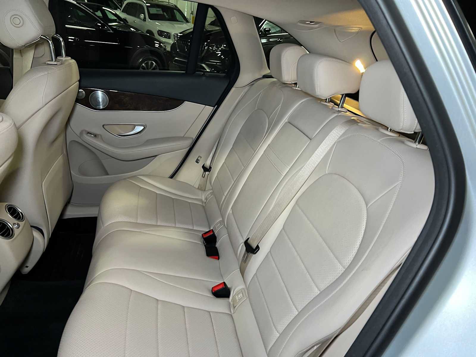 Certified 2018 Mercedes-Benz GLC 300 4MATIC image 21