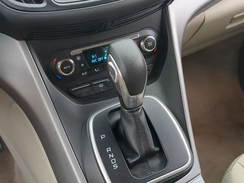 Used 2014 Ford Escape SE w/ Equipment Group 201A image 18