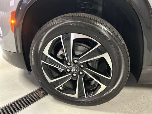 New 2026 Buick Enclave Sport Touring w/ Power Package AWD/4WD image 9