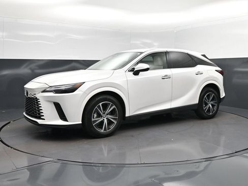 Used 2024 Lexus RX 350 FWD w/ Technology Package image 3