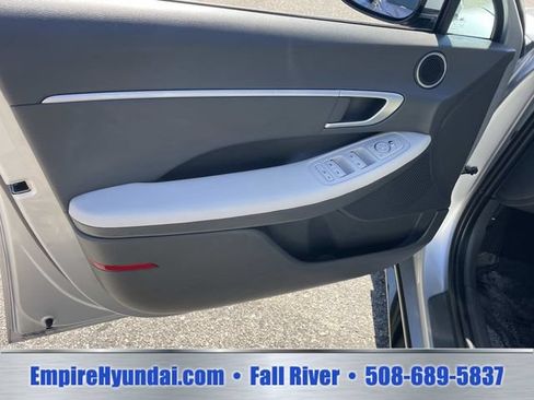 Used 2025 Hyundai Sonata SEL FWD image 15