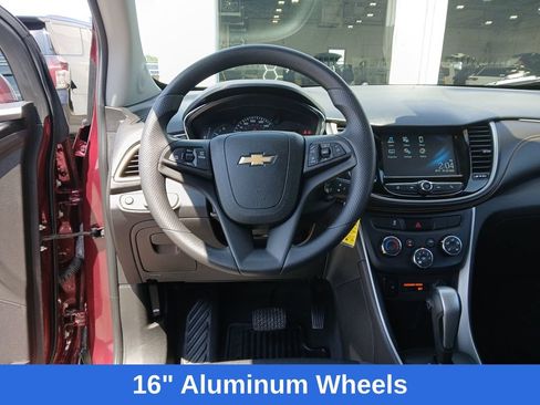 Used 2017 Chevrolet Trax LT w/ LPO, Protection Package AWD/4WD image 14