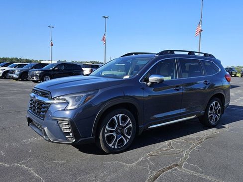 Used 2023 Subaru Ascent Limited w/ Technology Package image 3