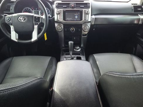 Used 2019 Toyota 4Runner SR5 Premium AWD/4WD image 11