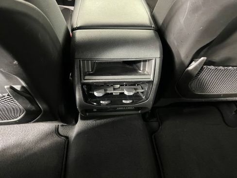 Used 2023 Jeep Grand Cherokee Altitude AWD/4WD image 39